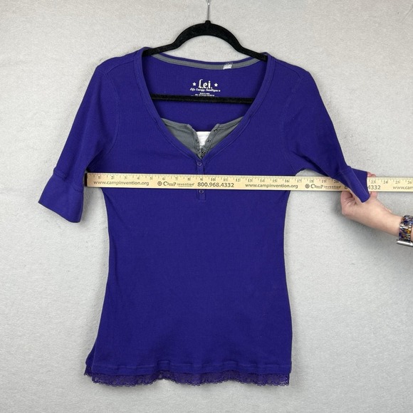 Y2K LEI Women's Thermal Henley Layered Lace Shirt Size XL Purple Bella Swan - Picture 4 of 6